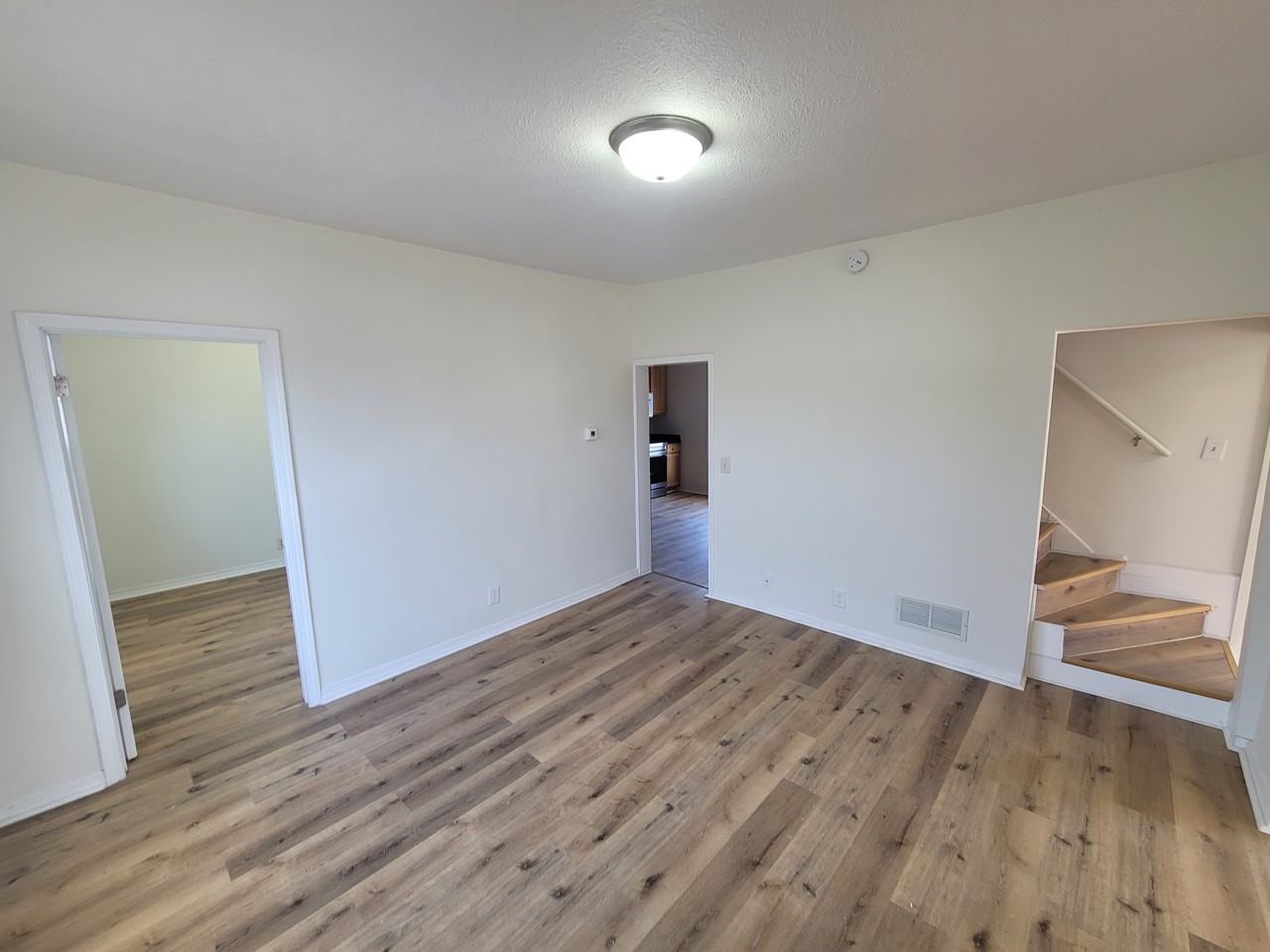 167 E 17th St - Photo 6 of 22