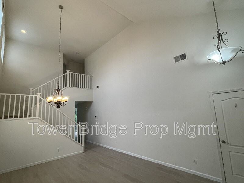 8459 Terracotta Ct - Photo 6 of 31