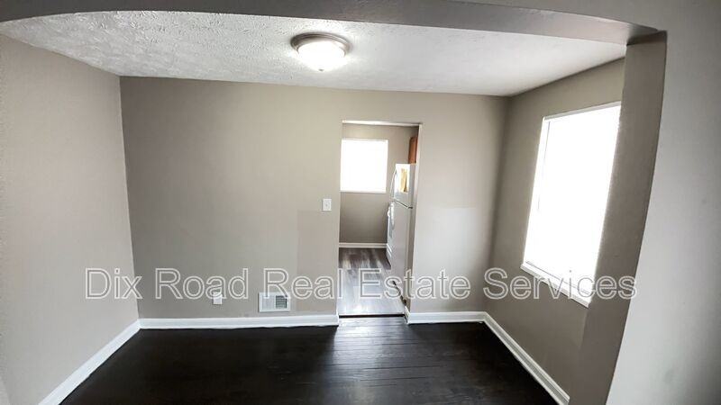 1519 S Smithville Rd #12 - Photo 5 of 19