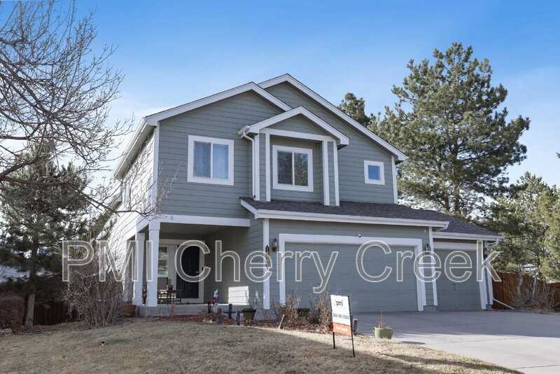 18899 E Whitaker Cir - Photo 2 of 39