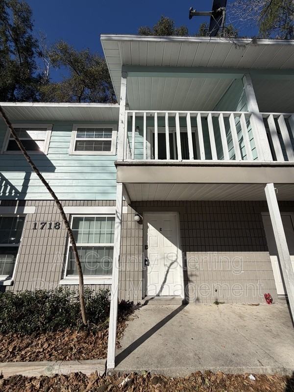 1718 Sw 69th Ter #A - Photo 3 of 7