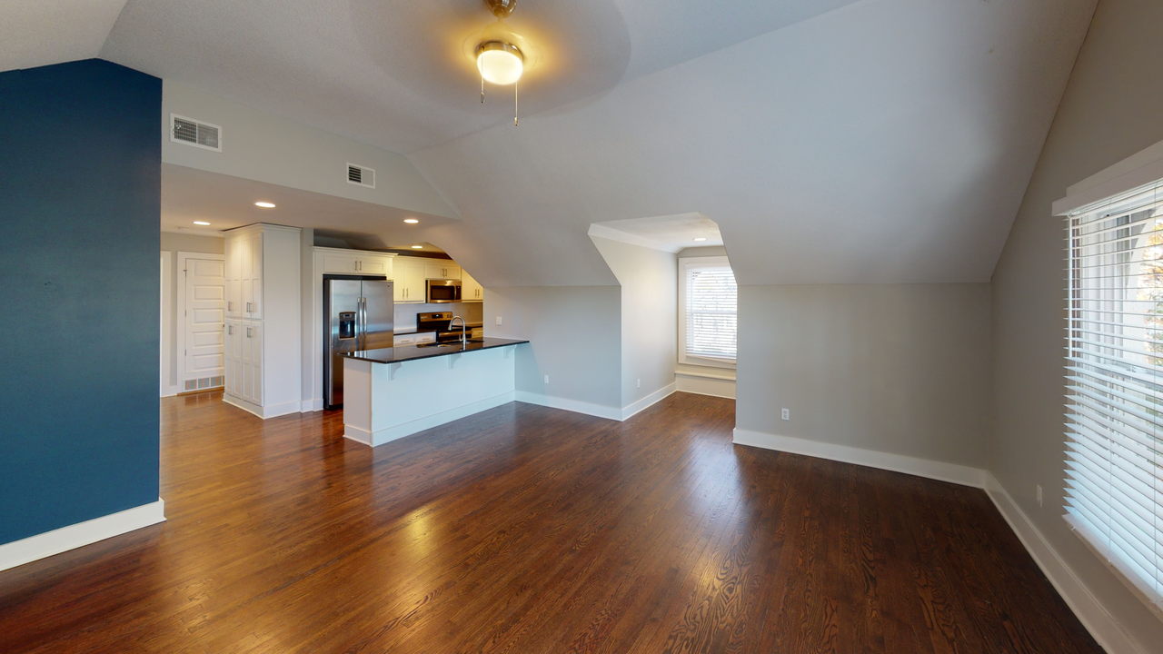 3726 Washington | Charming Updated Apartment - Photo 2 of 50
