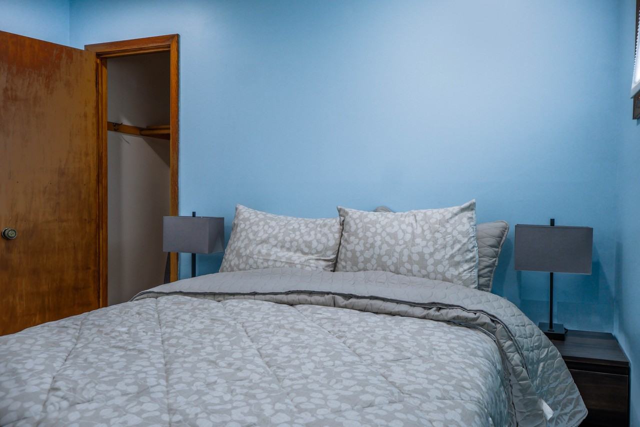 1929 Summer St #NA - Photo 6 of 19