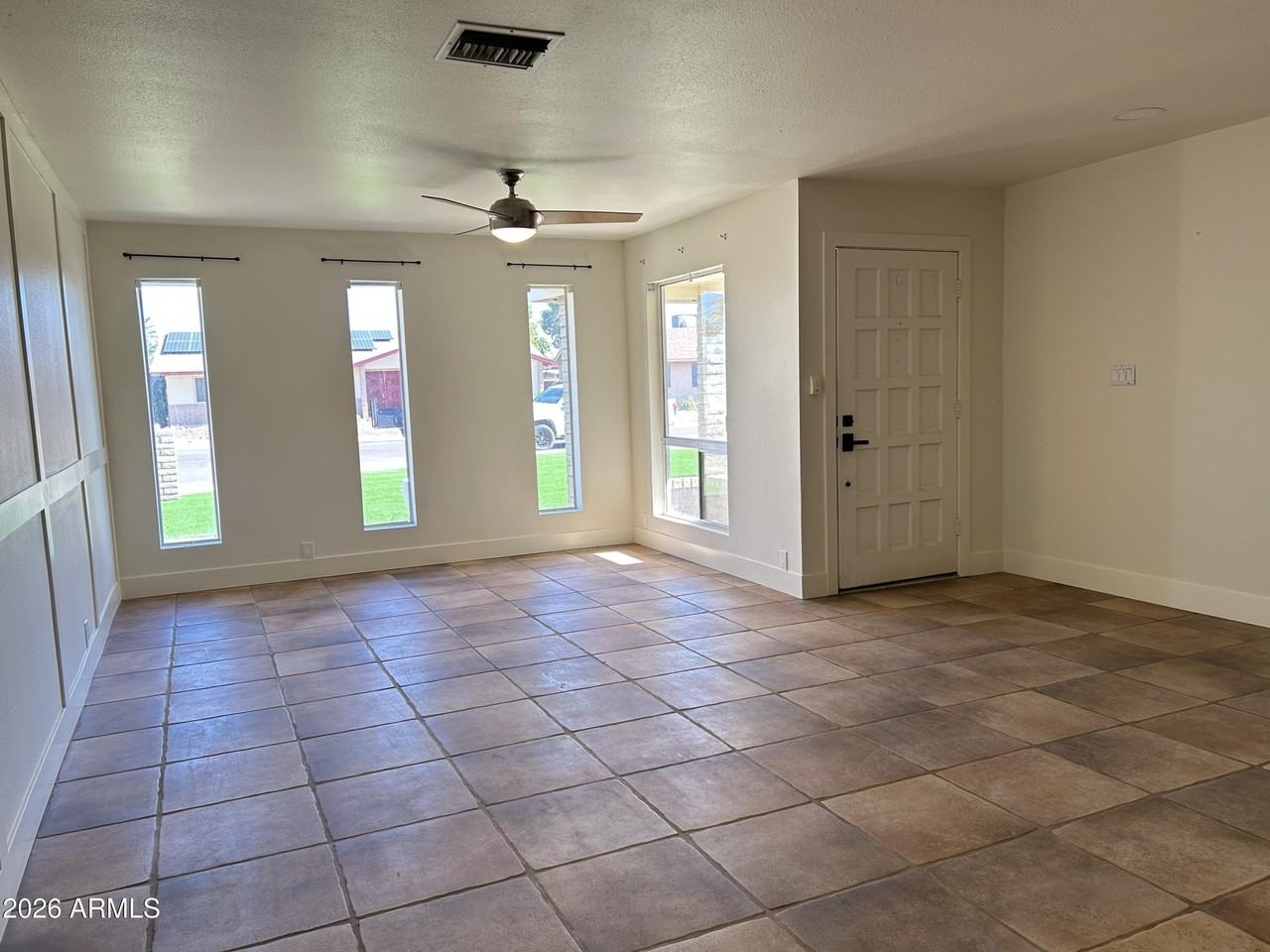 10410 N 37th Dr - Photo 2 of 25