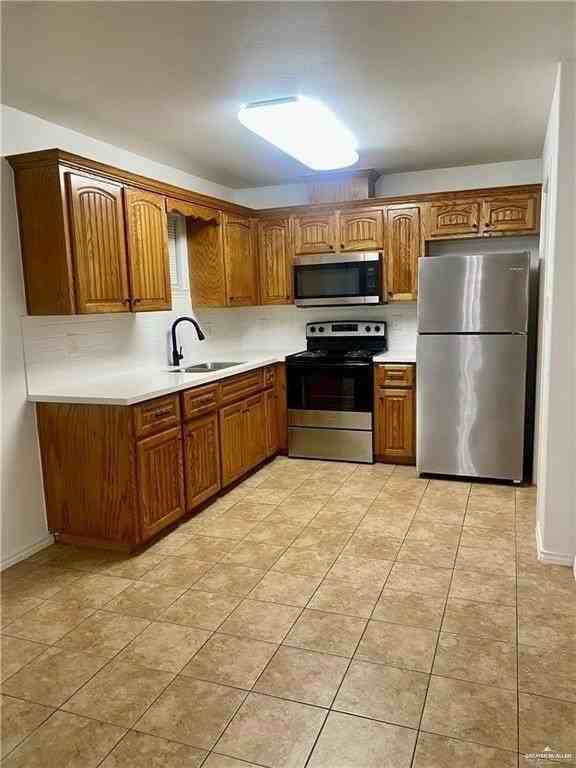 241 E 19th St Apt 2 #2 - Photo 5 of 16