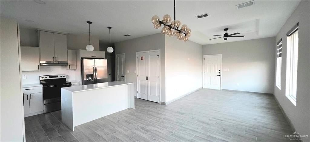 2105 Selena St - Photo 4 of 15