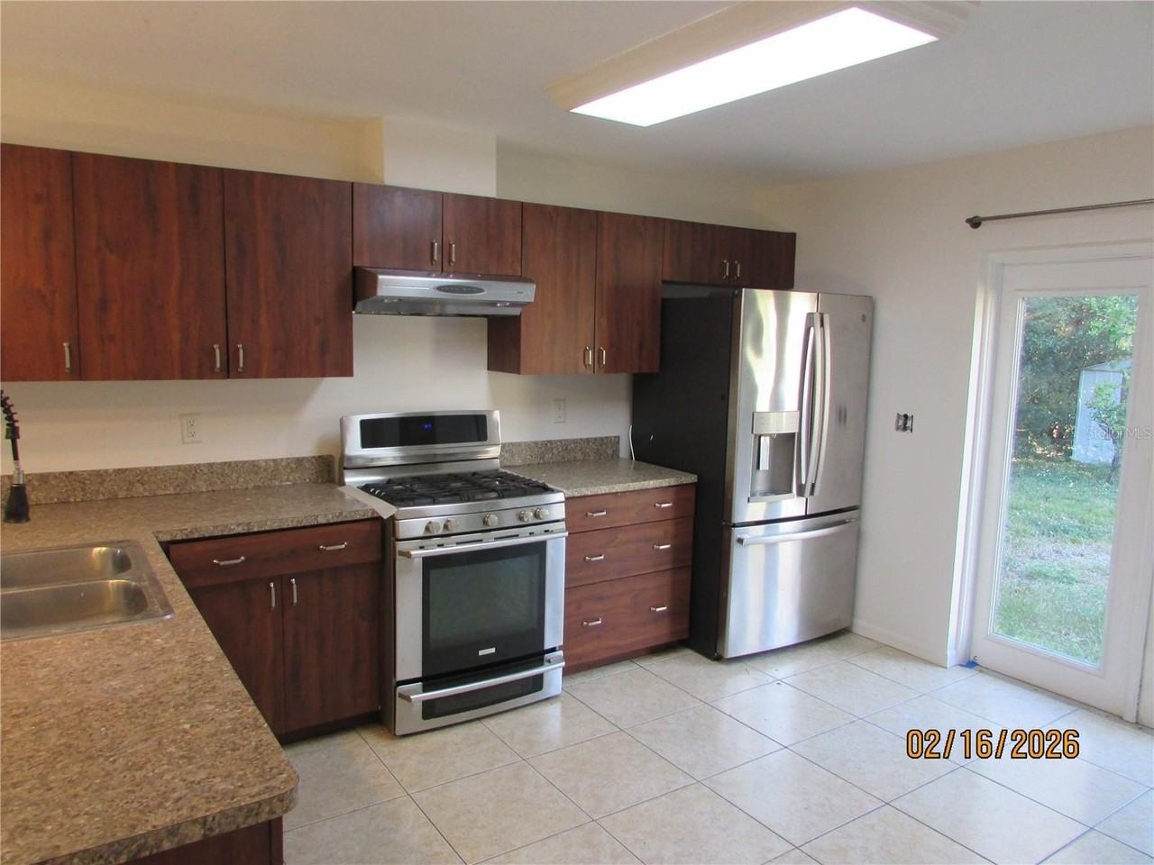 506 6th Ave Nw - Photo 4 of 17