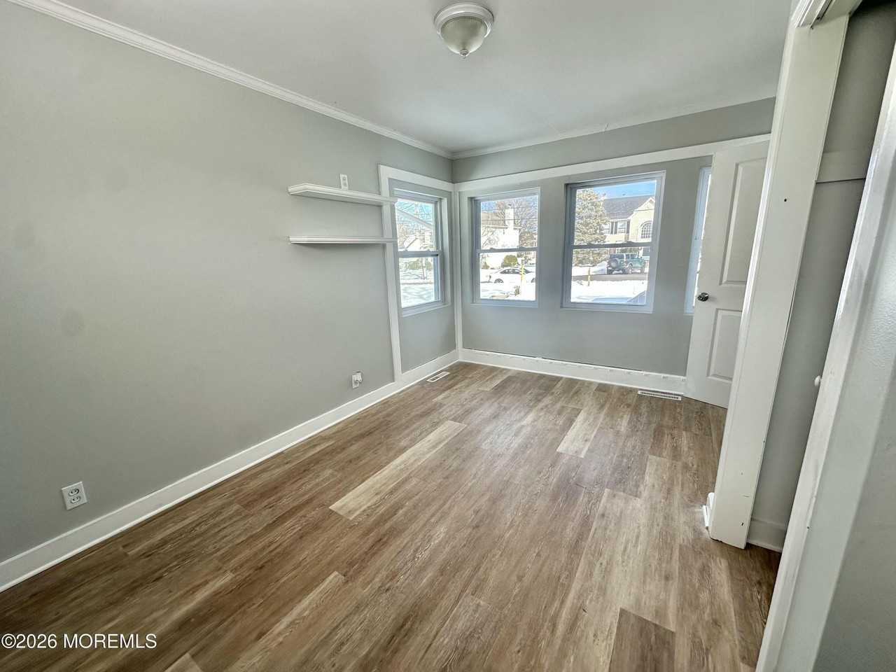 80 Larkin Pl - Photo 2 of 16