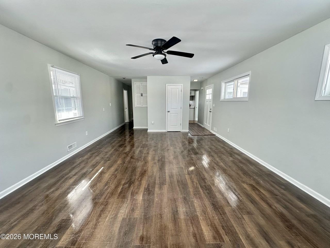 80 Larkin Pl - Photo 3 of 16