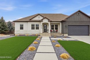 210 E Huckleberry Ln - Photo 1 of 1