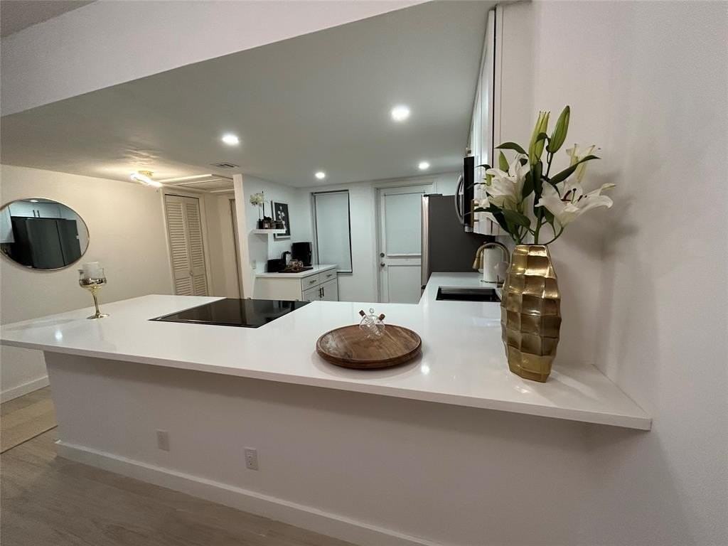 3000 N Palm Aire Dr #103 - Photo 5 of 23