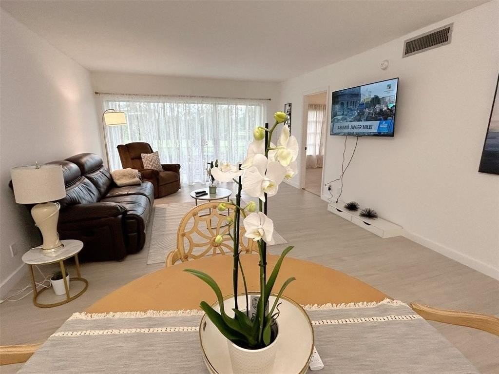 3000 N Palm Aire Dr #103 - Photo 6 of 23