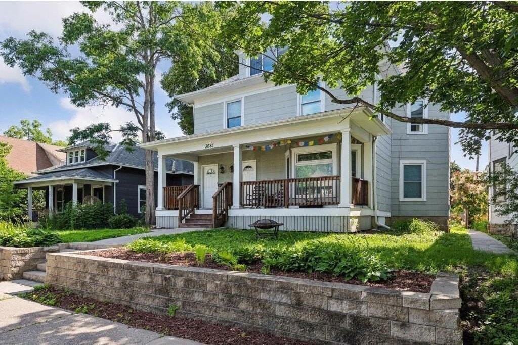 3023 Dupont Ave S #1 - Photo 3 of 31