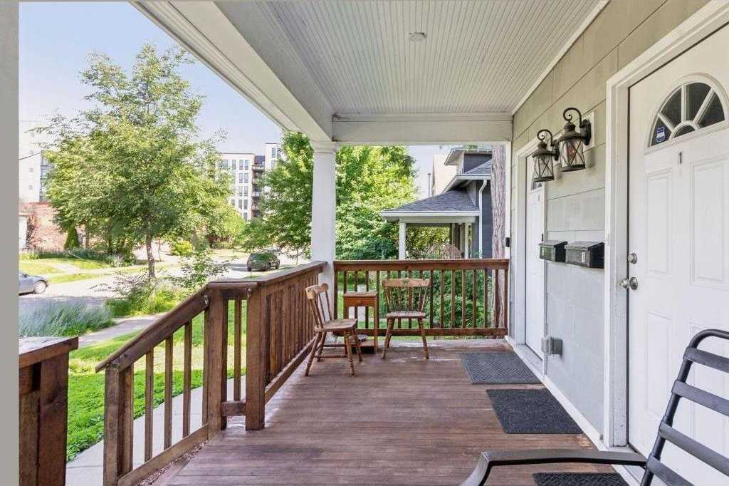 3023 Dupont Ave S #1 - Photo 5 of 31