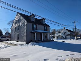 featured image of 2210 New Falls Rd Apt A #A