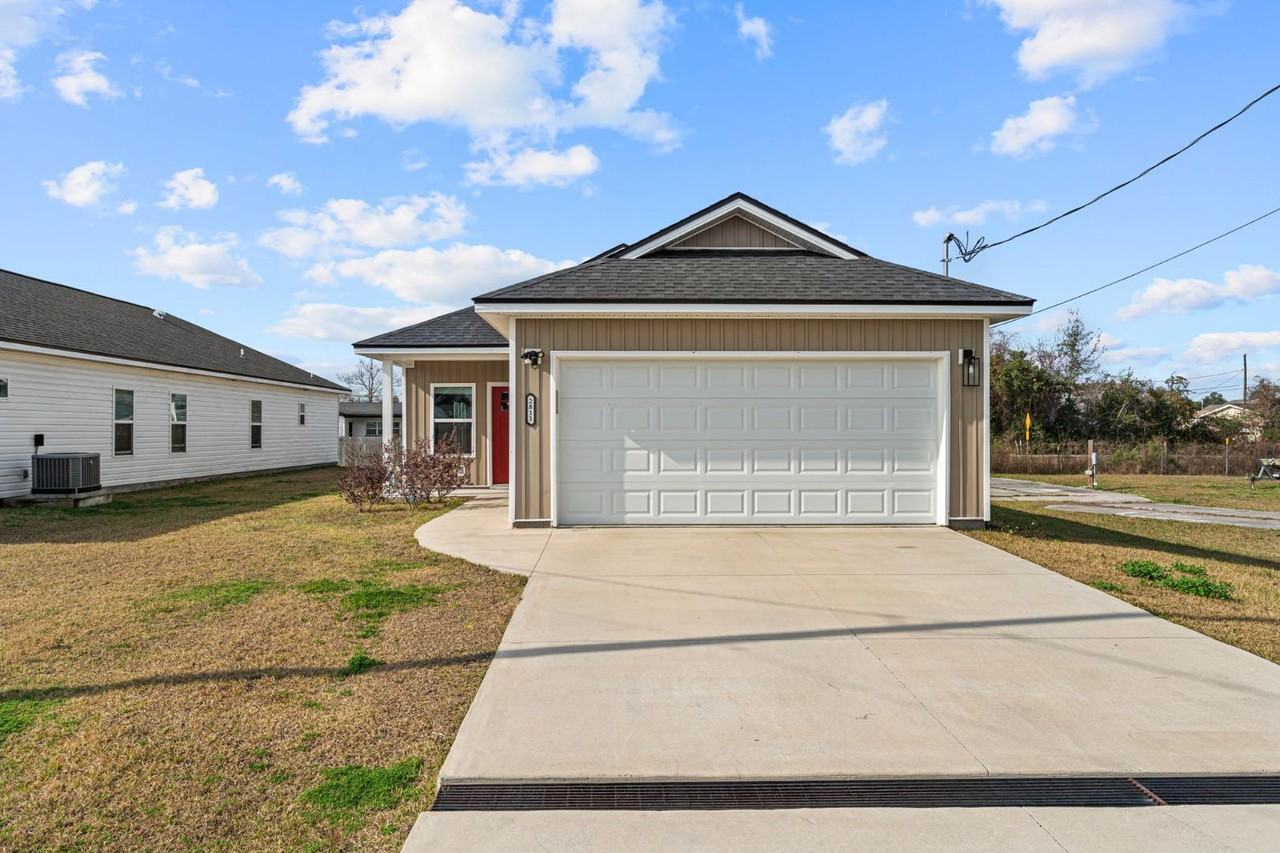 2811 N Panama Ave - Photo 5 of 20