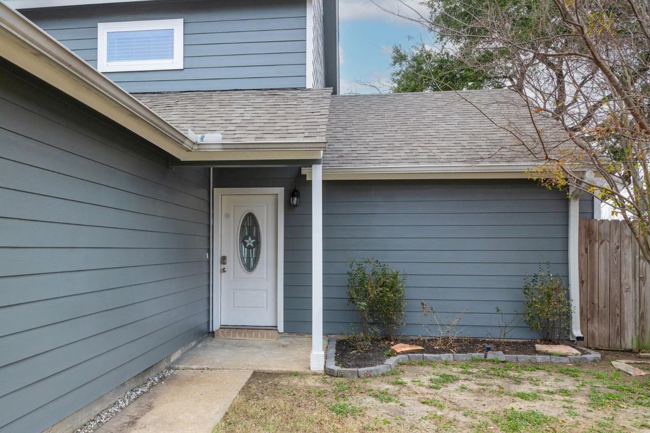 22102 Calderbrook Dr - Photo 4 of 15