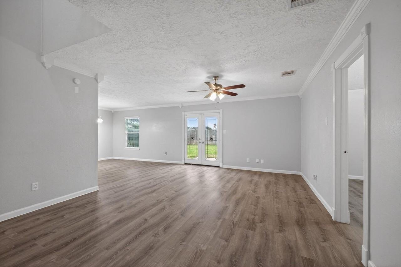 22102 Calderbrook Dr - Photo 6 of 15