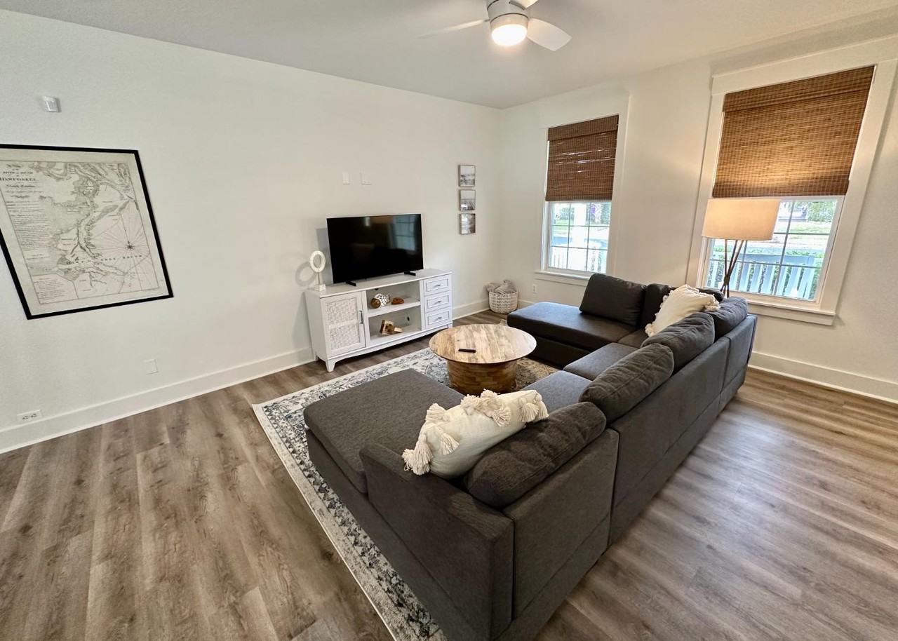 44 Red Cedar Street - Photo 4 of 19