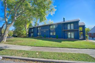 The Headliner - Photo 1 of 1