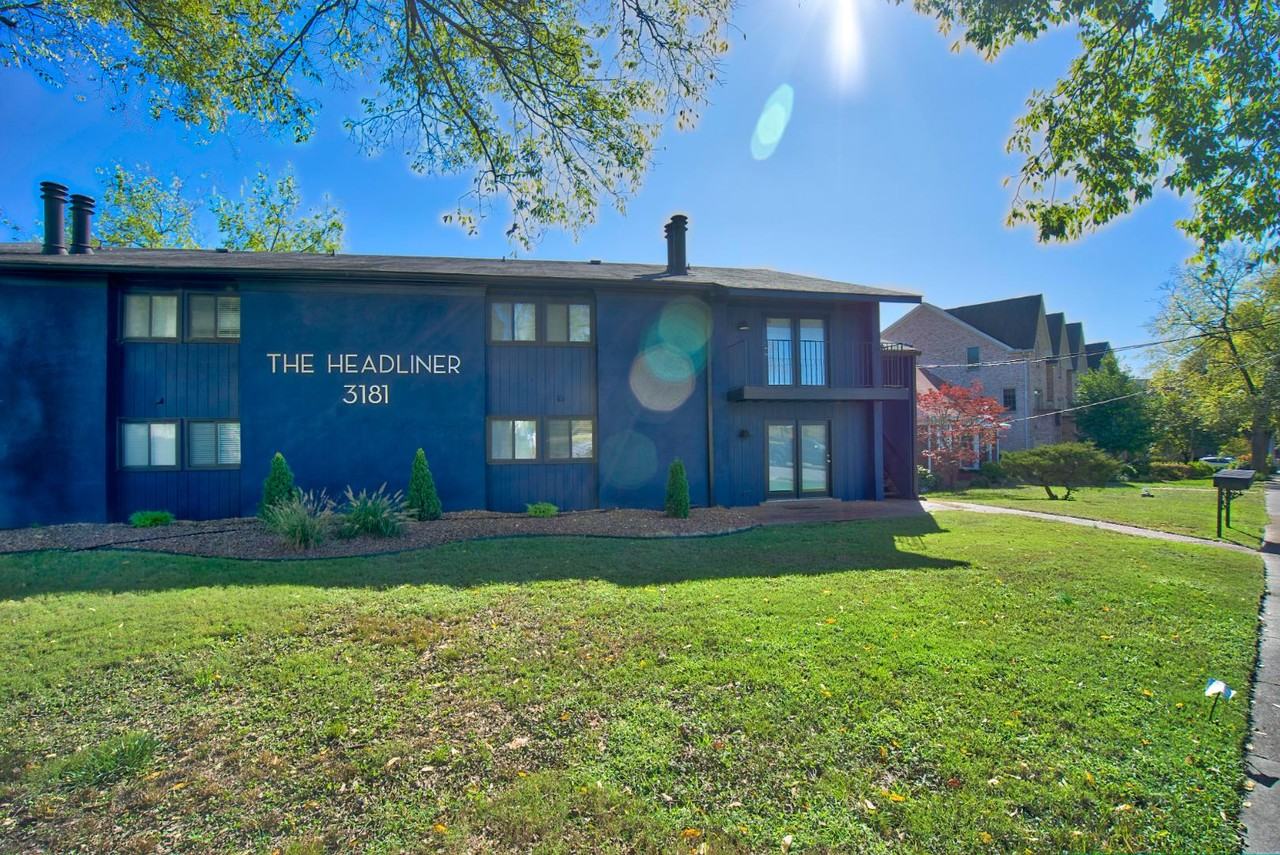 The Headliner - Photo 3 of 10