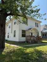 featured image of 229 E 6th Ave