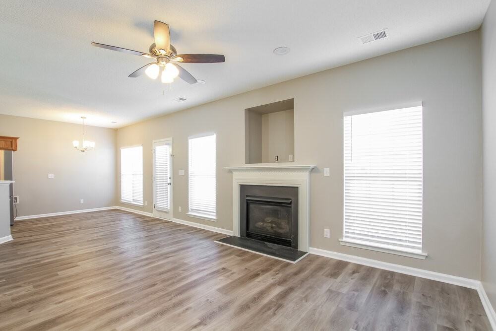 226 Everett Park Dr - Photo 5 of 17