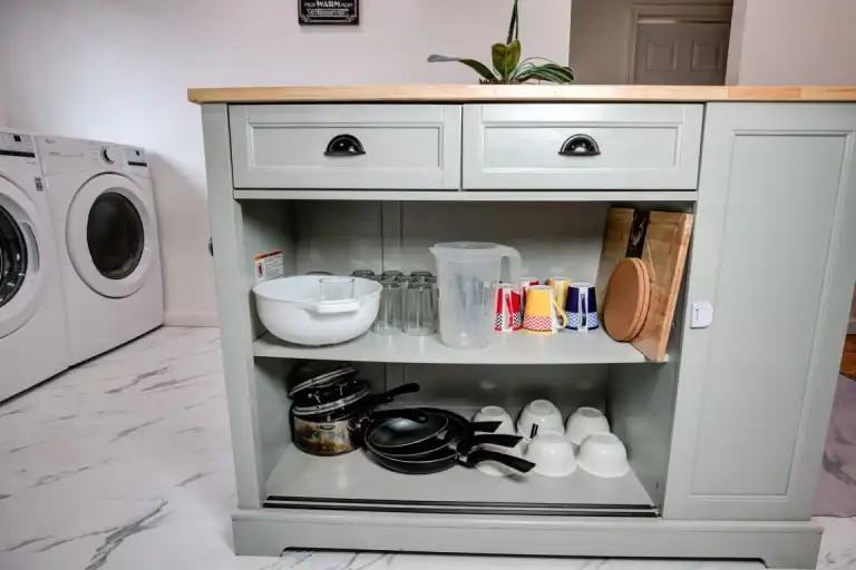 1039 Mcallister Ave - Photo 3 of 26