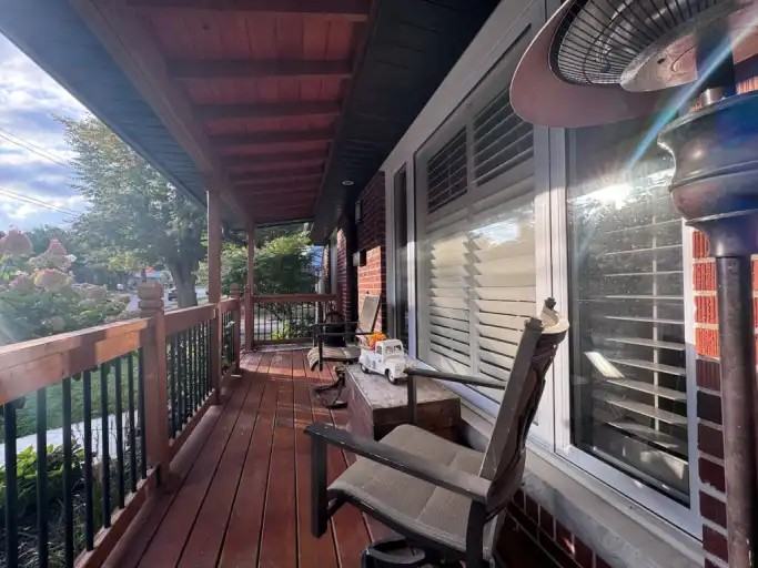 319 Metcalfe St - Photo 3 of 30