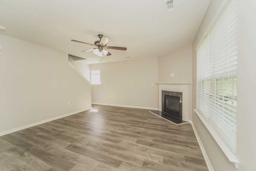 4419 Austin Dekota Dr - Photo 7 of 17