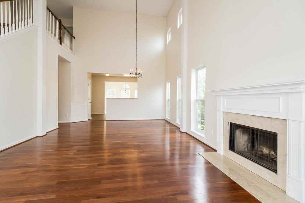 413 Creekside Ln - Photo 2 of 17