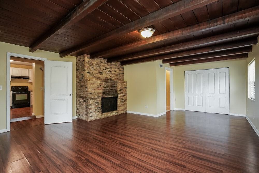 1887 Sunset Pl - Photo 5 of 25