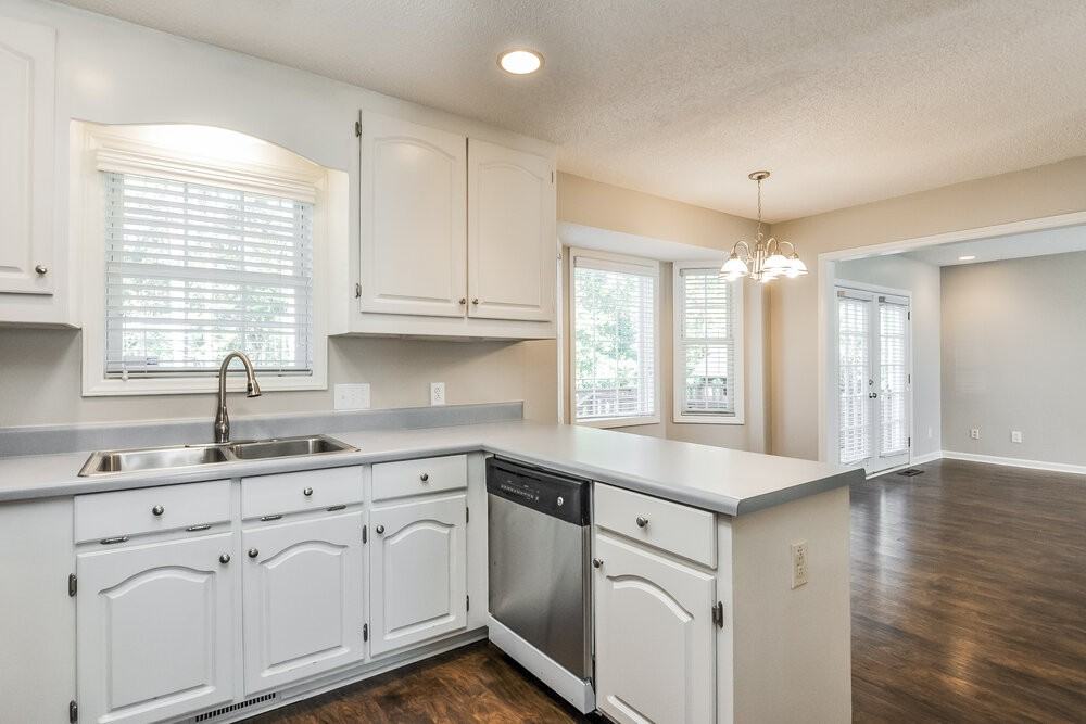 113 Wood Bend Ct - Photo 7 of 15