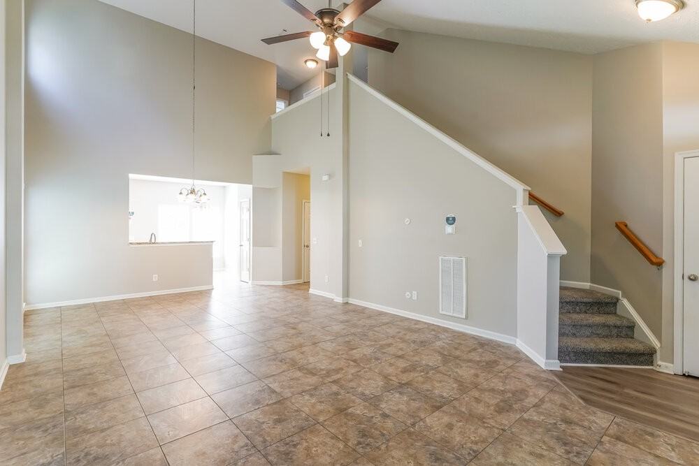 5049 Cobblestone Creek Dr - Photo 4 of 17