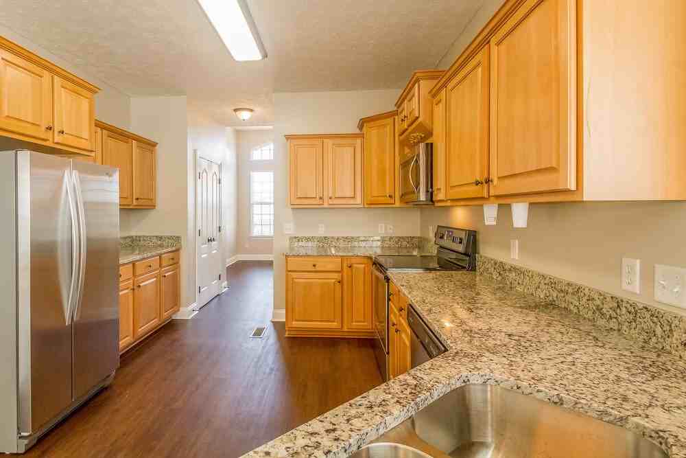 1001 Morning Ct - Photo 5 of 15