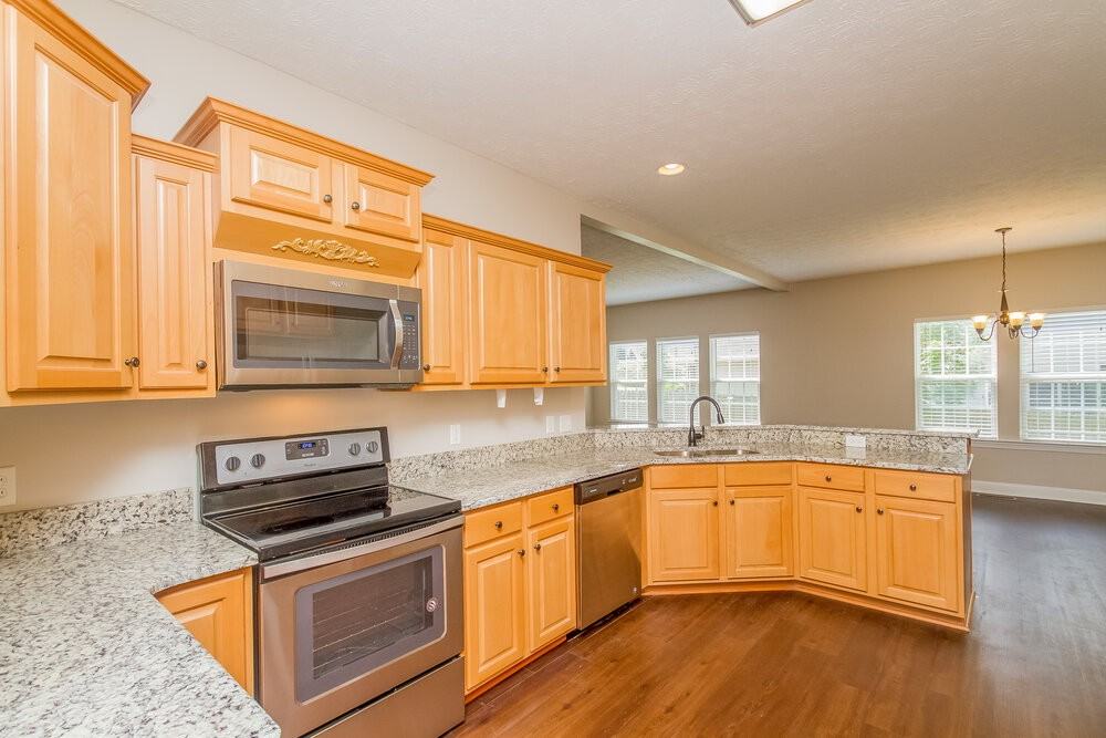 1001 Morning Ct - Photo 6 of 15