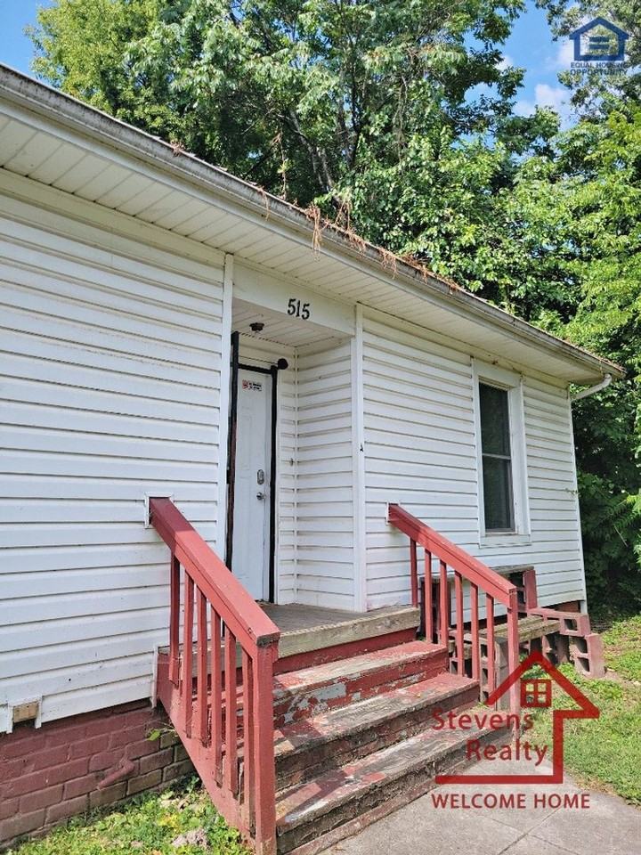 515 Ben Hur Ave #B - Photo 2 of 14