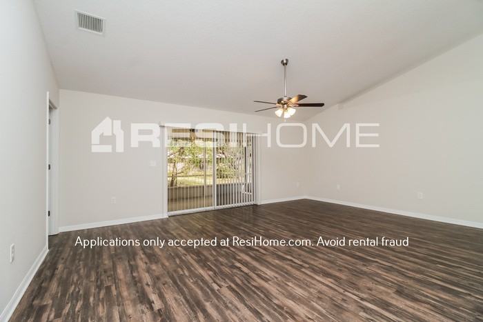 1728 Bavon Dr - Photo 5 of 22