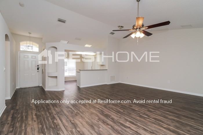 1728 Bavon Dr - Photo 6 of 22