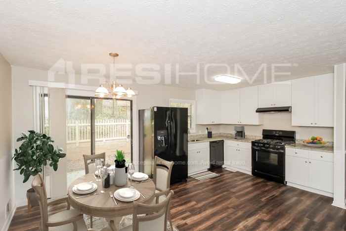 1621 Pineford Ct - Photo 2 of 20