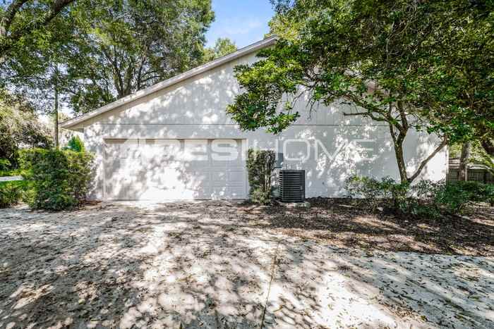 104 Hillside Dr - Photo 2 of 18