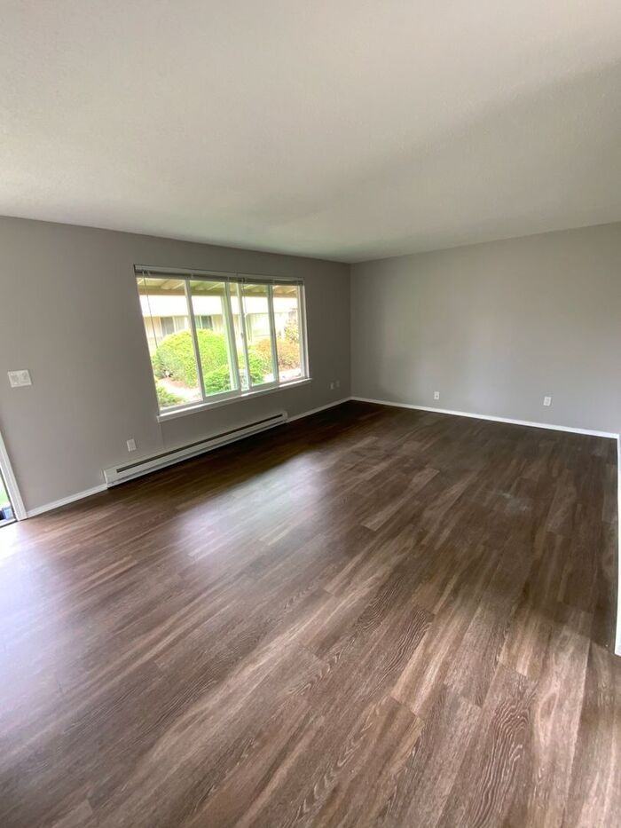 4315 S Warner St - Photo 2 of 11