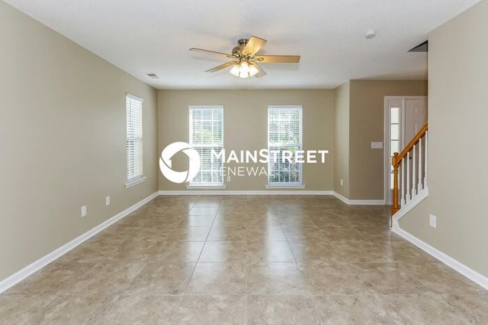 12423 Autumn Blaze Dr - Photo 3 of 14