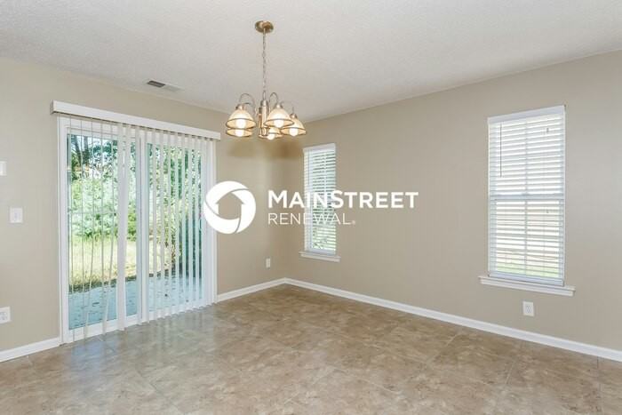 12423 Autumn Blaze Dr - Photo 5 of 14