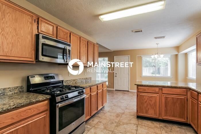 8835 Creek Willow Dr - Photo 7 of 17