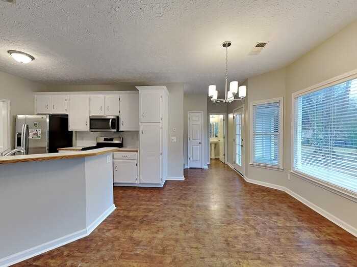 1003 Smithwyck Dr - Photo 5 of 21