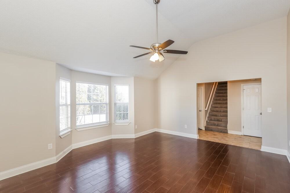 10635 Misty Meadows Dr - Photo 4 of 17