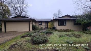 featured image of 1579 Woodland Dr