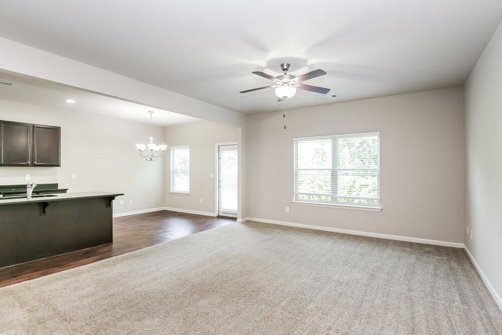 233 Fern Walk - Photo 4 of 17