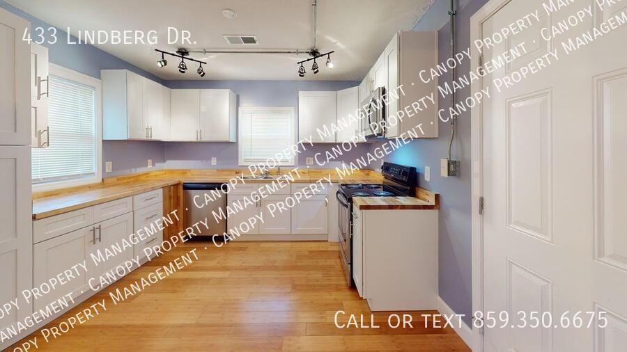 433 Lindberg Dr - Photo 6 of 9